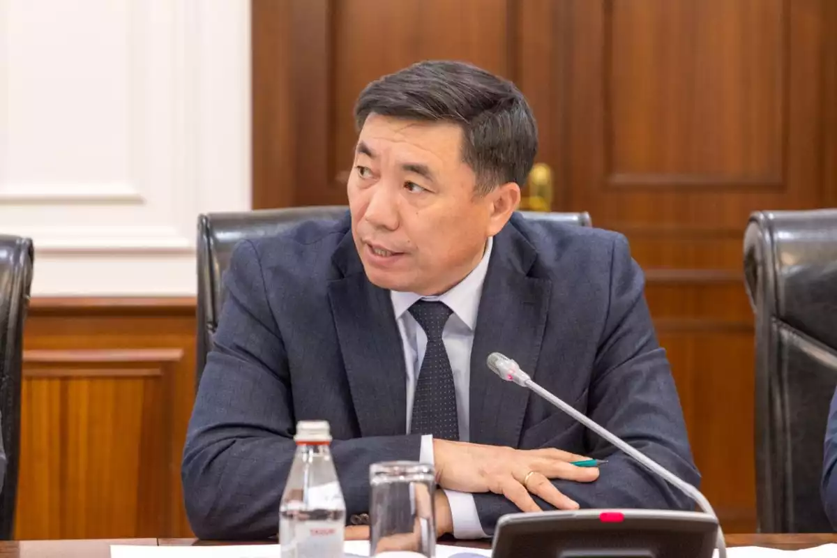 По поручению Главы государства Правительством принимаются меры по обеспечению макроэкономической стабильности и нивелированию негативных последствий экономических реформ